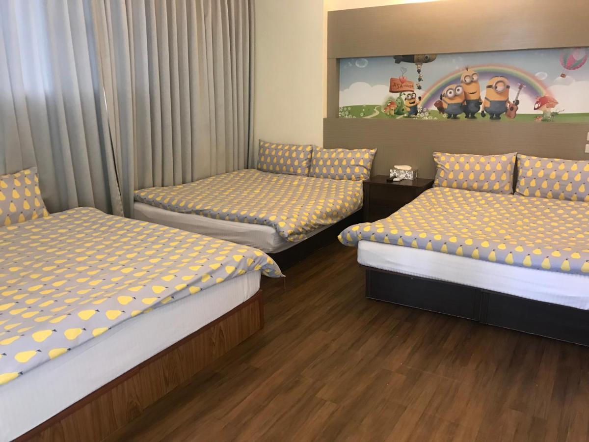 Mickey House-Fuxing Apartment Taichung Exterior foto